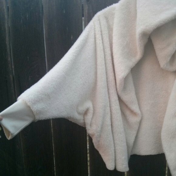 Hooded Faux Shearling/ Sherpa/Teddy Coat - Picture 4 of 14